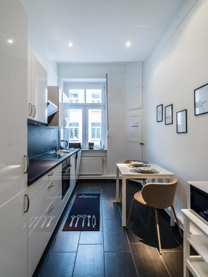 Hochwertige Altbauwohnung Im Modernen Stil In Wiesbaden - Kueche - Terrasse - Wlan - Zentral Ngoại thất bức ảnh